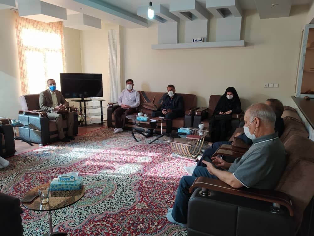 جلسه هم اندیشی و برنامه ریزی ایجاد بستر های مناسب اشتغال زایی